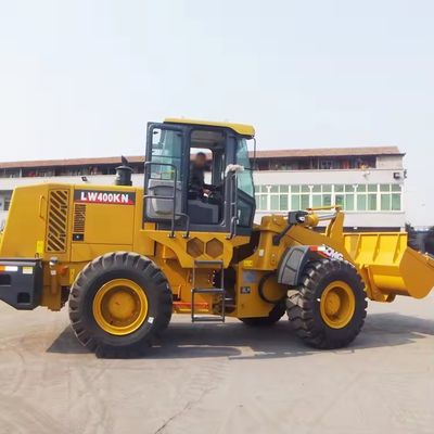 92 KW caricatore anteriore LW400FN 4 tonnellate Tractor caricatore a ruote Progettato 23.5-25